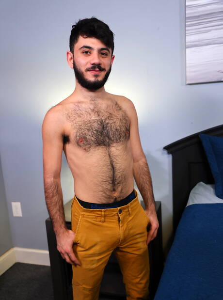 American hairy stud Adrian Rose jack off his cock