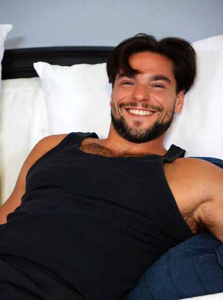 Chaosmen: American muscular Solomon Aspen playing with dick