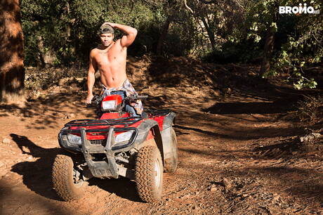 Ebony superstud Kaden Alexander and  Ali Liam sucking and screwing each other outdoor