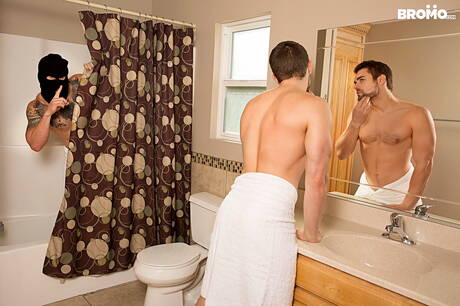 Bromo: Hot americans, bodybuilder Brad Powers and hairy stud Griffin Barrows banged each other in bath