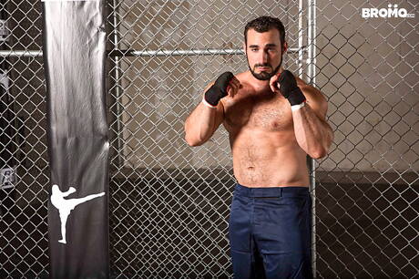 Heiße Amerikaner, der haarige Bär Jaxton Wheeler und der muskulöse Brandon Evans ficken Arsch, nachdem sie Schwänze gelutscht haben