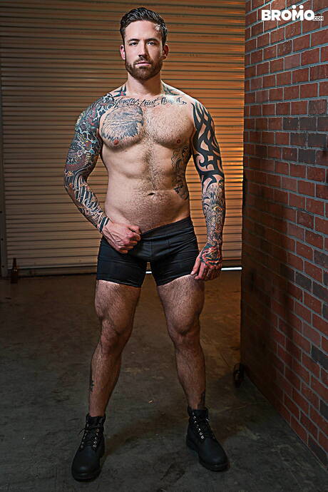 Znani Amerykanie, muskularny Zane Anders i muskularny Jordan Levine uprawiają gorący seks