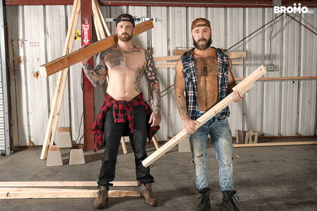 Bromo: Sexy americans, bear Teddy Bear and superstud Jordan Levine love each other