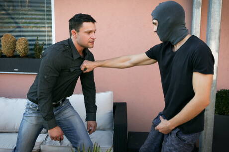 Der tschechische Muskelprotz Robbie Kasl und der Muskelprotz Eric Spector haben guten Analsex