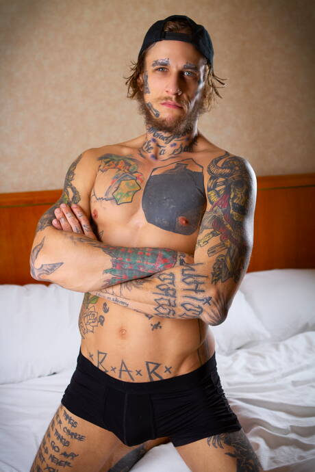 Der kanadische Schönling Bo Sinn und Romeo Davis haben Analsex