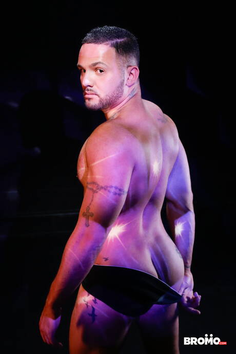 Die netten amerikanischen Kumpels Julian Knowles und Lex Sabre lieben sich