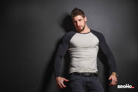 Canadese spierbundel Bo Sinn en Franky Maloney hebben een hete seksdate