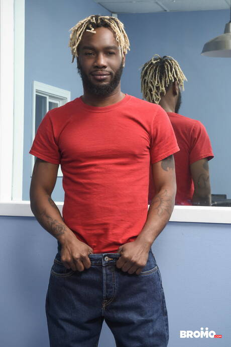 Hot Phoenix, Tru e Debonair si succhiano e si scopano a vicenda