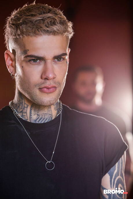 Bromo: English strongman Mickey Taylor and norwegian hunk Tyler Berg have anal sex