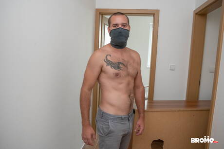 Czech hunky guy Ryan Cage and american superstud Martin Dajnar in hot homosexual action outside