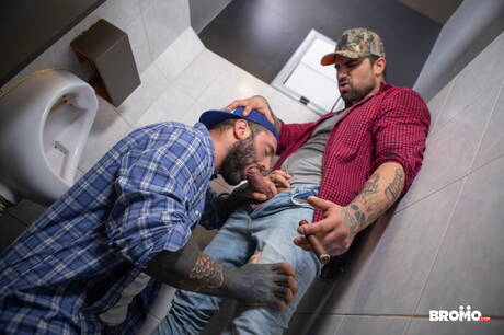 Le culturiste canadien Ryan Bones et l