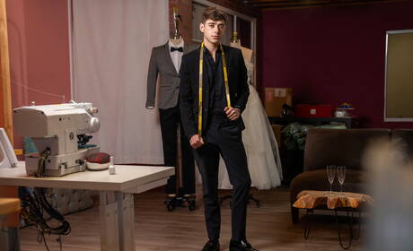 肌肉發達的布萊森和美國性感小鮮肉喬伊·米爾斯激情肛交