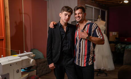 肌肉發達的布萊森和美國性感小鮮肉喬伊·米爾斯激情肛交