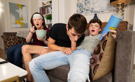 American young dude Joey Mills and hot twink Jake Preston have a hot couple scene