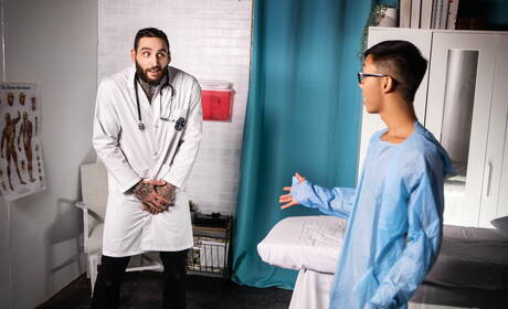 Benjamin Blue, Clark Delgaty, Tony y Dane Jaxson se follan entre ellos