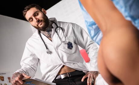 Benjamin Blue, Clark Delgaty, Tony y Dane Jaxson se follan entre ellos