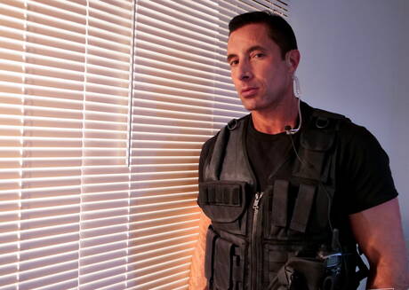 Sexy americans, strongman Nick Capra and strongman Jack Hunter fuck ass after sucking cock with fisting