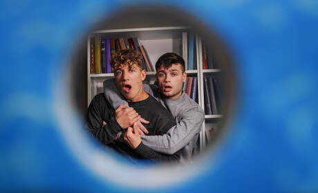 Las estrellas porno estadounidenses Felix Fox y Ryan Bailey se follan el culo después de chuparlo