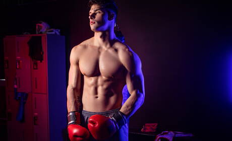 加拿大肌肉男 Malik Delgaty 和美國硬漢 Johnny Donovan 口交後乾了屁股