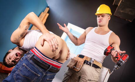 性感男孩 Malik Delgaty、Clark Delgaty 和 Chris Cool 享受三人性愛