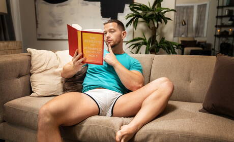 Men: Nice american boys muscular Dante Colle and strongman Johnny Donovan get naked and showing hot butt