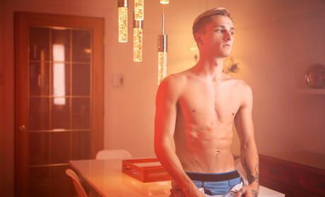 美國帥哥Theo Brady和加拿大猛男Tony Dangelo互相吸吮和操弄