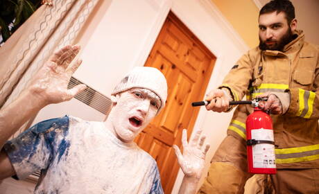 美國帥哥Theo Brady和加拿大猛男Tony Dangelo互相吸吮和操弄