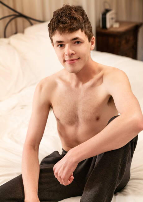 兩位美國壯漢 Dante Colle 和年輕帥哥 Troye Dean 激情做愛