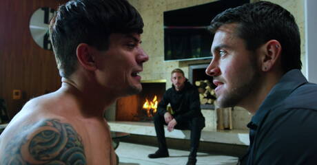 Die heißen Kumpels Johnny Ford, Dakota Payne und Dante Colle beim heißen Dreier-Analsex