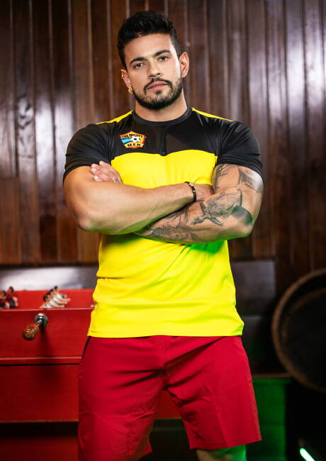 Seksowny kumpel Daniel Montoya i atrakcyjny facet Alejo Ospina uprawiają dobry seks analny