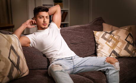 Heiße amerikanische Jungs, Twink Joey Mills und der schöne Junge Angel Rivera bei heißem Arschfick