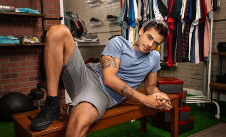 Men.com: American stud Pierce Paris and latin hunk Ashton Summers fuck ass after sucking cock