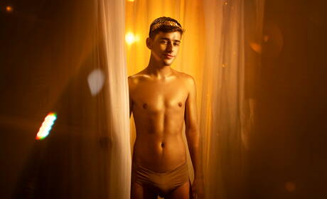 美國著名硬漢 Dante Colle 和年輕帥哥 Joey Mills 的火辣同性戀場景