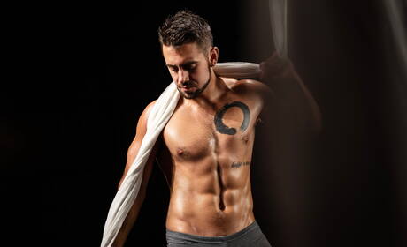 El rudo estadounidense Dante Colle y Dale en una follada anal muy caliente