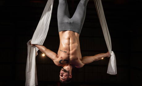 El rudo estadounidense Dante Colle y Dale en una follada anal muy caliente