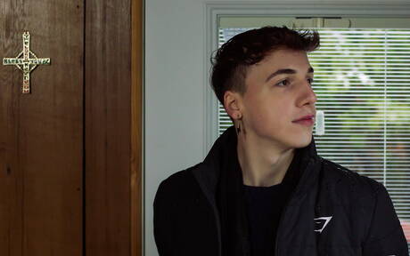 American pornstars hot twink Troye Jacobs and hairy stud Ty Roderick have a good sex outdoor