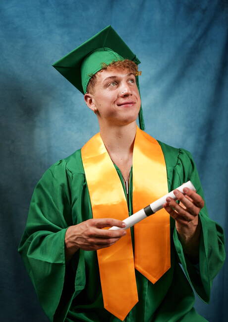 American stars young dude Theo Brady and beefy Felix Fox fuck ass after sucking dick