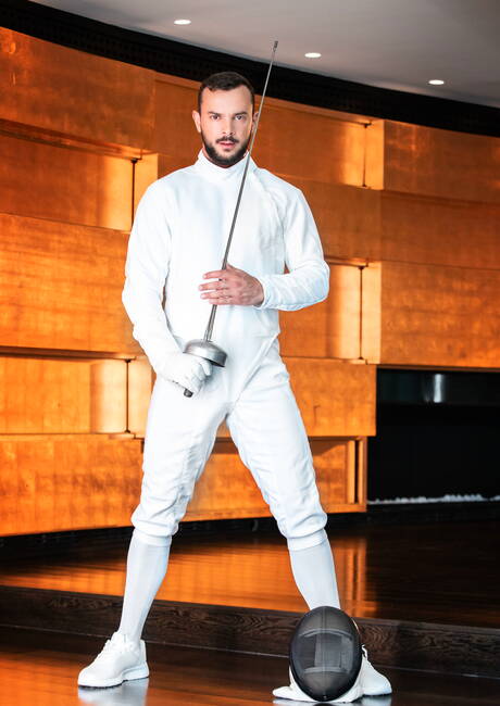 O latino Pol Prince e o urso português Sir Peter fodem a bunda depois do boquete