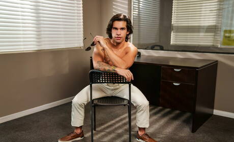 Famous americans, muscular Paul Wagner and hairy stud Ty Mitchell fuck after blowjob