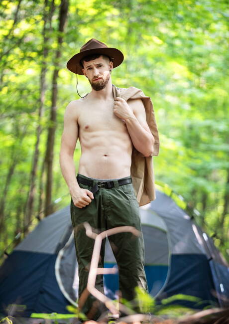 Men.com: Sexy buddies Thyle Knoxx, Malik Delgaty and Marco Bianchi sucking and fucking each other outdoor