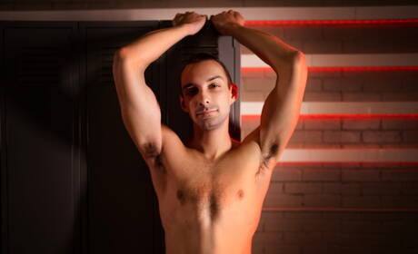 拉丁帥哥Michael Delray和肌肉男Johnny B操屁股