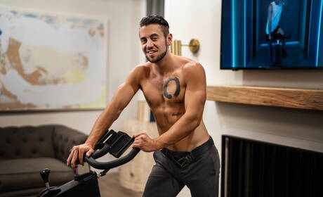 美國強人但丁·科爾和拉丁帥哥阿什頓·薩默斯的激情同性戀行為