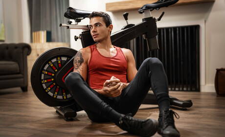 美國強人但丁·科爾和拉丁帥哥阿什頓·薩默斯的激情同性戀行為