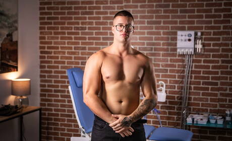 Hot boysAlex Mecum, Malik Delgaty and Clark Delgaty have 3some anal sex