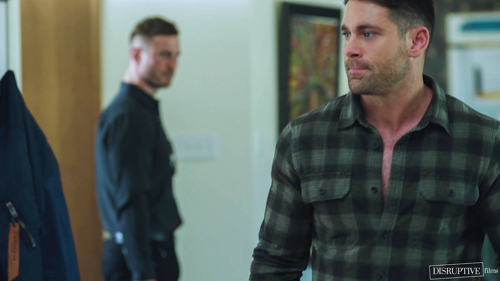 Les mecs américains musclés Blain Oconnor et l'ours gay Beau Butler se ...