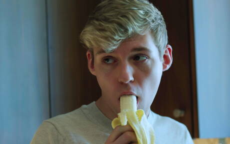 Nette amerikanische Jungs, der schöne Junge Jack Bailey und der Bär Killian Knox haben guten Sex