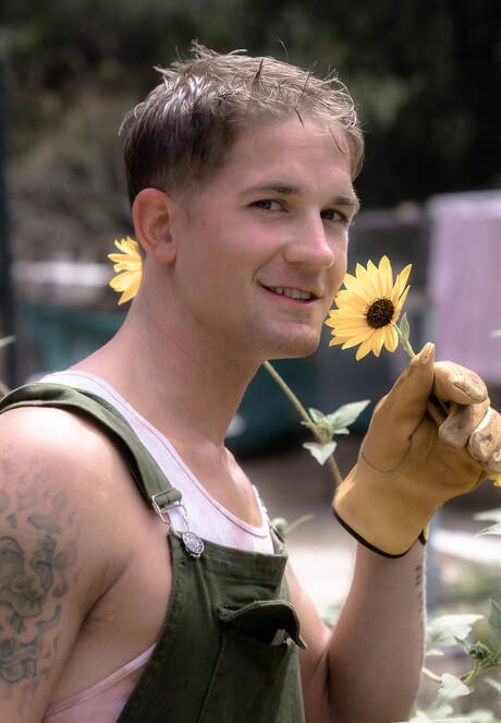 O lindo e supergaranhão americano Brandon Anderson e o musculoso Roman Todd fazem amor ao ar livre