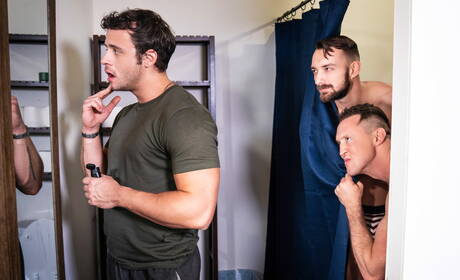 Os garotos gostosos Pierce Paris, Nate Grimes e Johnny B se amam