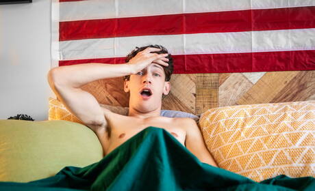 加拿大辣妹 Markus Kage 和加拿大辣妹 Edward Terran 享有激情性愛