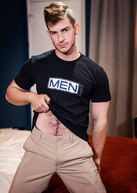 Men: Pretty american boys beautiful boy Archie Bakk and beautiful boy Joey Mills fuck ass after sucking cock